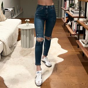 Topshop 'Jamie' Ripped High Rise Ankle Skinny Jeans